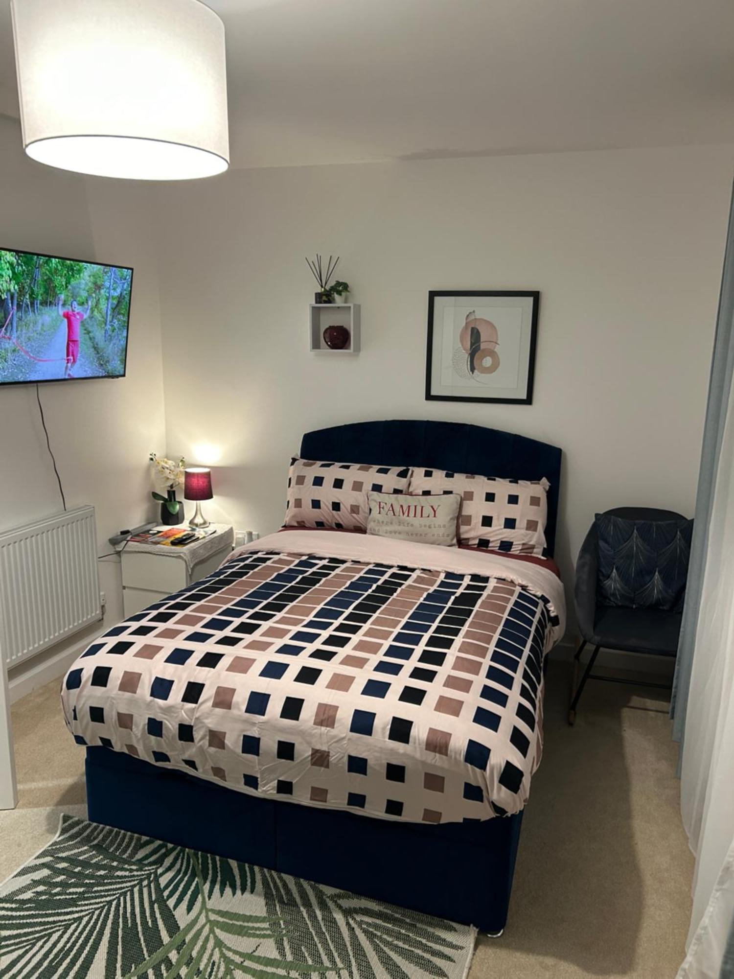 Comfortable Double Room & Single Room In Vibrant Hatfield Neighbourhood Exterior foto