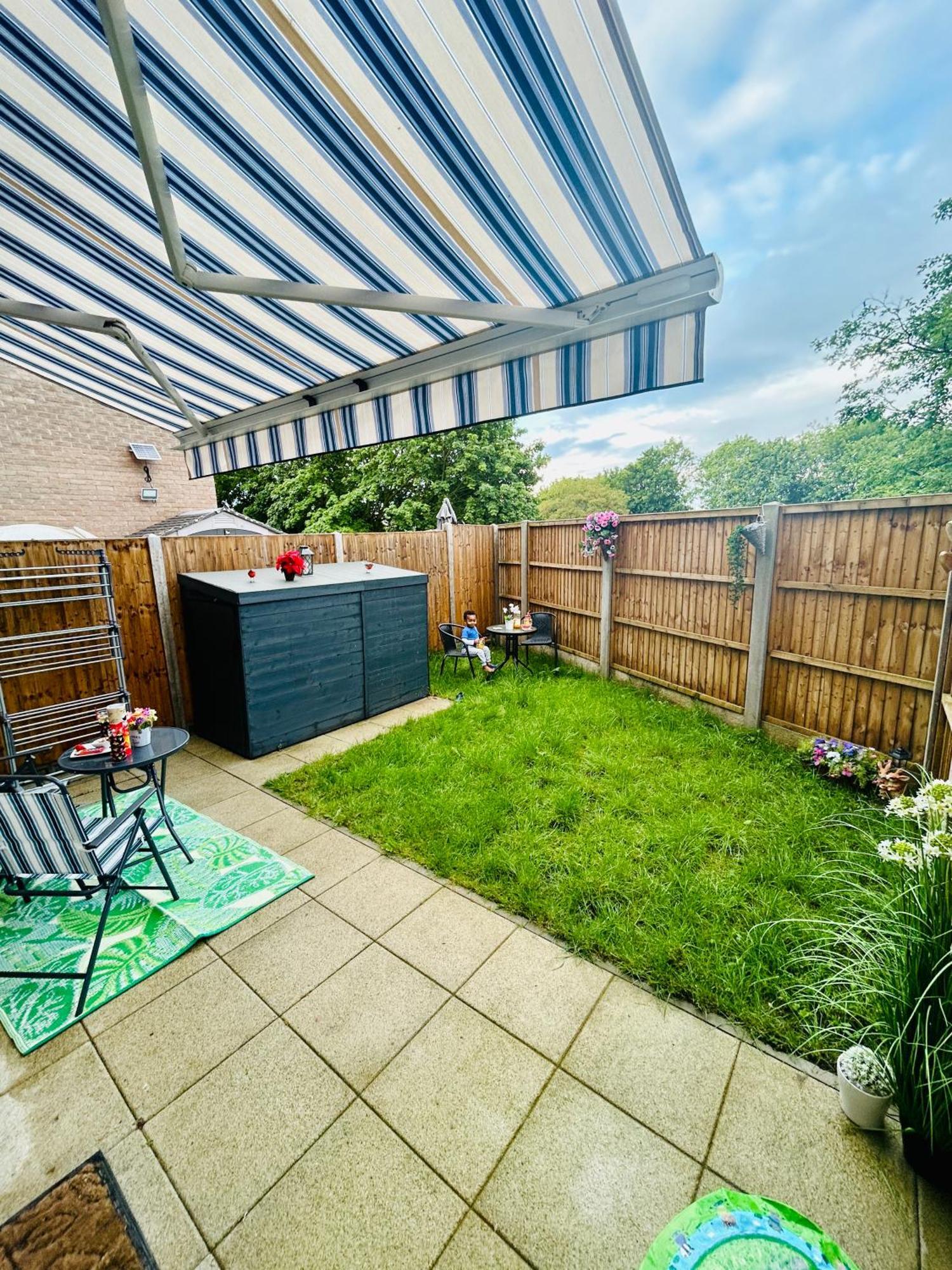 Comfortable Double Room & Single Room In Vibrant Hatfield Neighbourhood Exterior foto